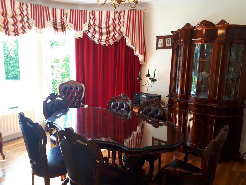 The Dell Dublin Bed and Breakfast Dun Laoghaire Exterior foto