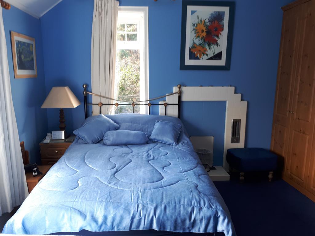 The Dell Dublin Bed and Breakfast Dun Laoghaire Exterior foto